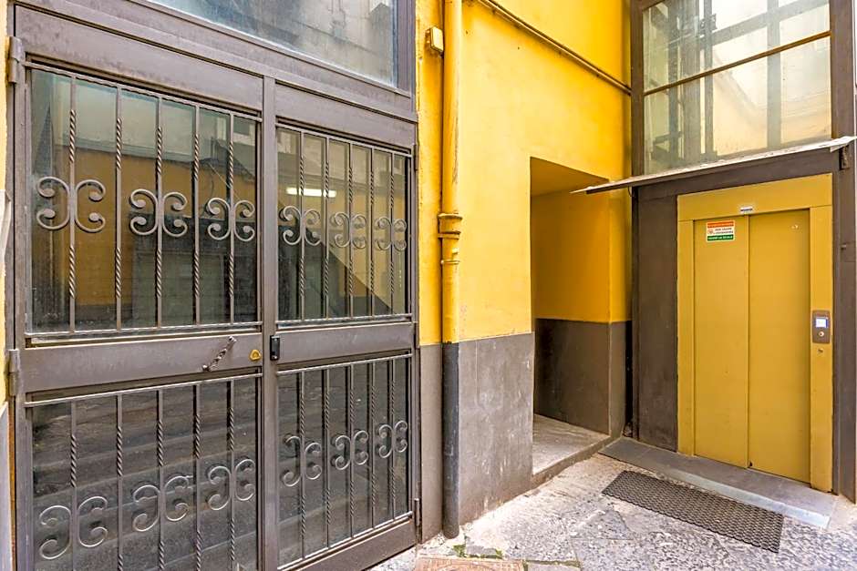 Piano Nobile by Napoliapartments