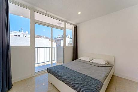 Deluxe Double Room with Balcony
