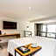 Cozzy Suites