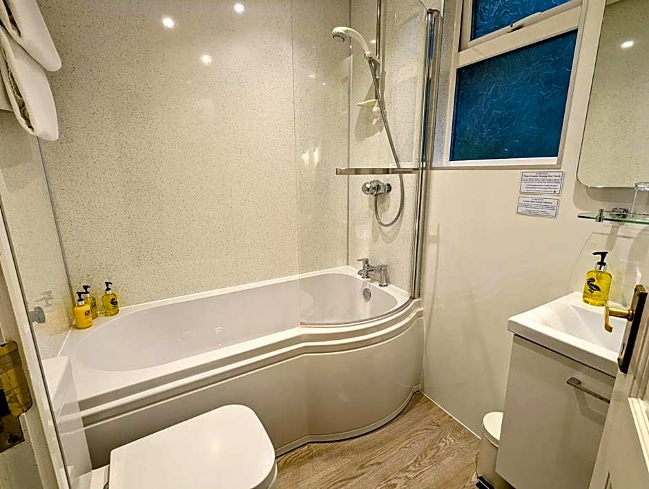 The Claremont Hotel-Adult Only