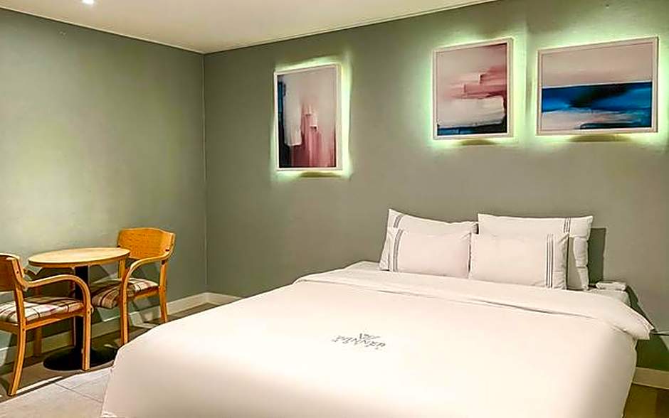 Winner Hotel
