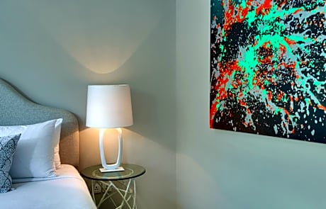 Deluxe Twin Upper Room