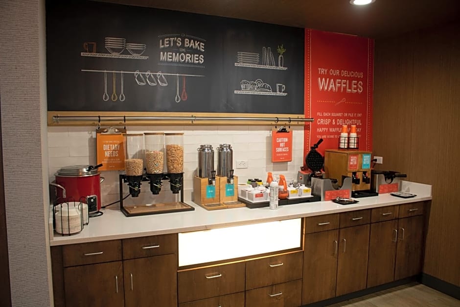 Hampton Inn & Suites Portland West