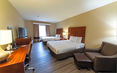 Queen Room with Two Queen Beds - Non-Smoking