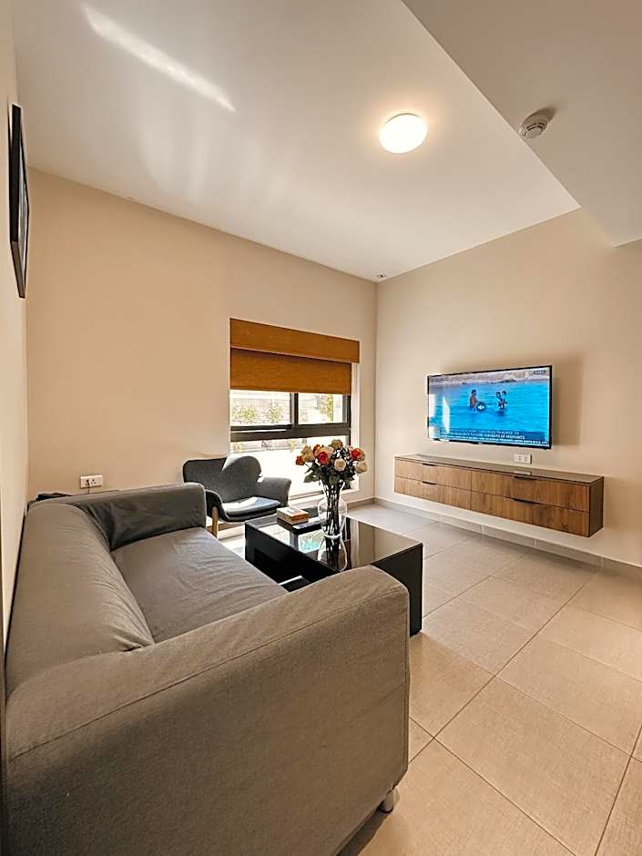 Celino Hotel