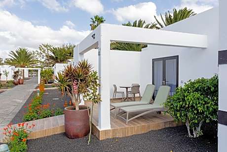Deluxe Bungalow