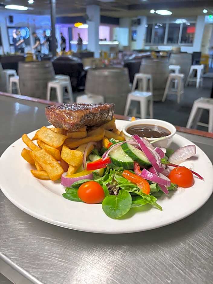 The Club Hotel Collie