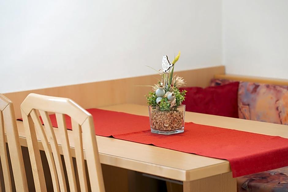 Ferienwohnungen Lanserhof