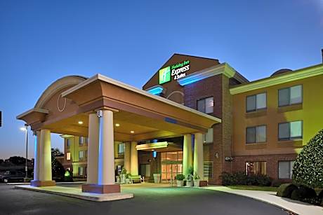 Holiday Inn Express Hotel & Suites Anniston/Oxford By IHG