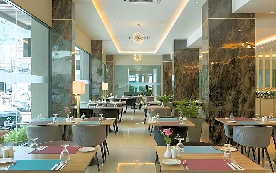 Patong Bay Residence