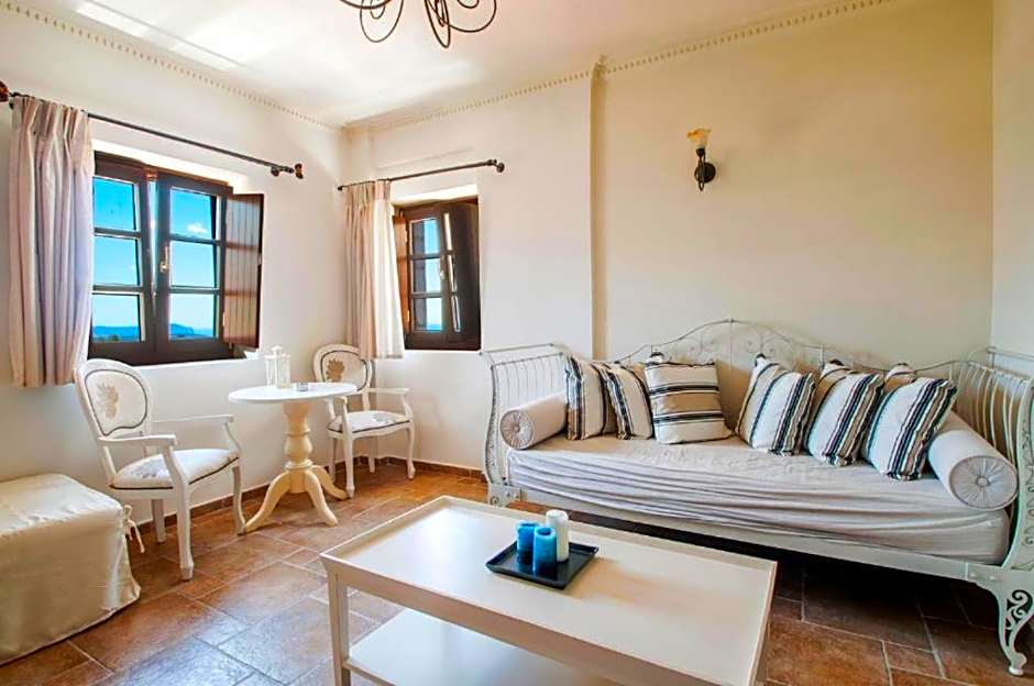 Areos Polis Boutique Hotel