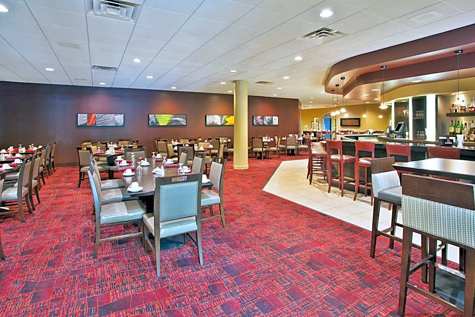 Holiday Inn Manitowoc By IHG