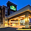 La Quinta Inn & Suites by Wyndham Rochester Mayo Clinic S