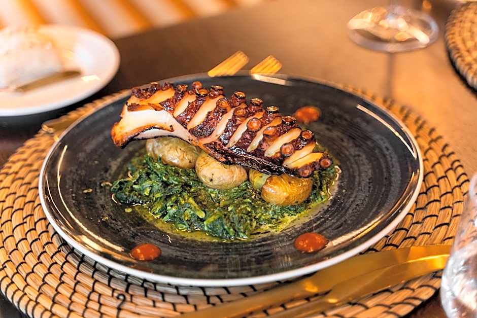 Santa Luzia ArtHotel