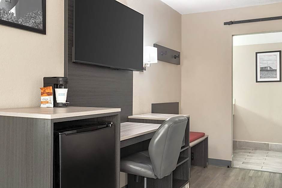 Ramada by Wyndham Cocoa