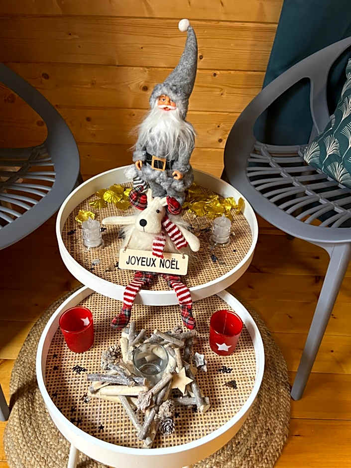 Les Chalets de Marie 974- Jacuzzi SPA privatif dans le chalet , sans vis à vis , vue mer