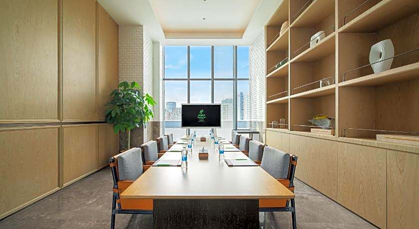 Holiday Inn Zhuhai City Center By IHG
