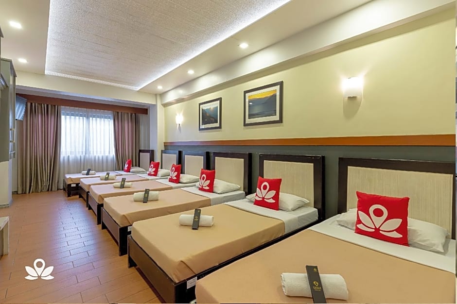 ZEN Rooms Venus Parkview Baguio