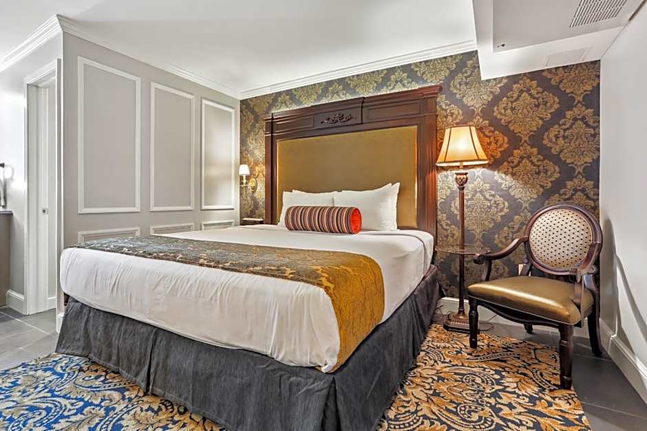 Photo 1 of 4 of Standard 1 King Bed