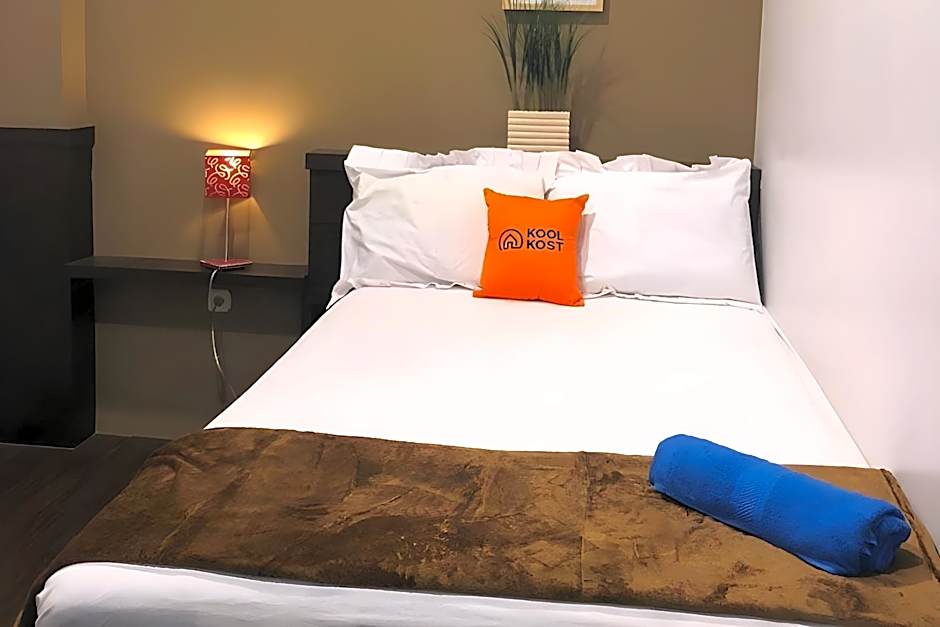 KoolKost Syariah near Tunjungan Plaza 2