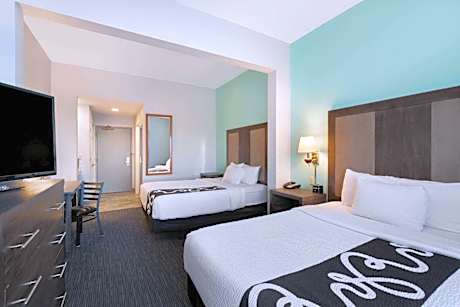 Deluxe Double Room with Two Double Beds