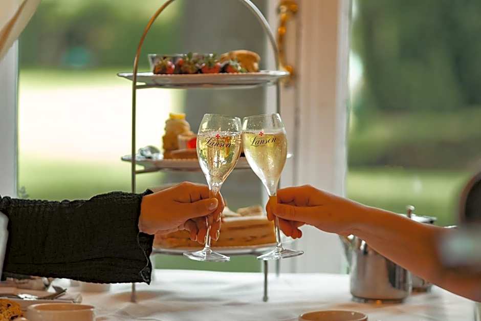 Farington Lodge Hotel