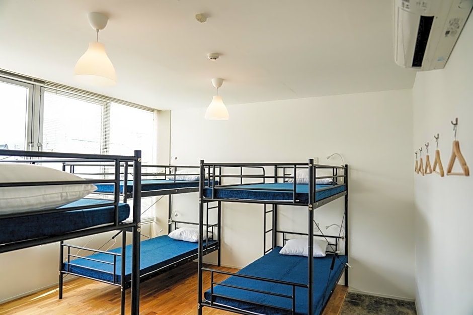 Arashima Hostel