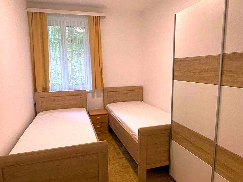Photo 1 of 4 of 2 Bedroom Apartment