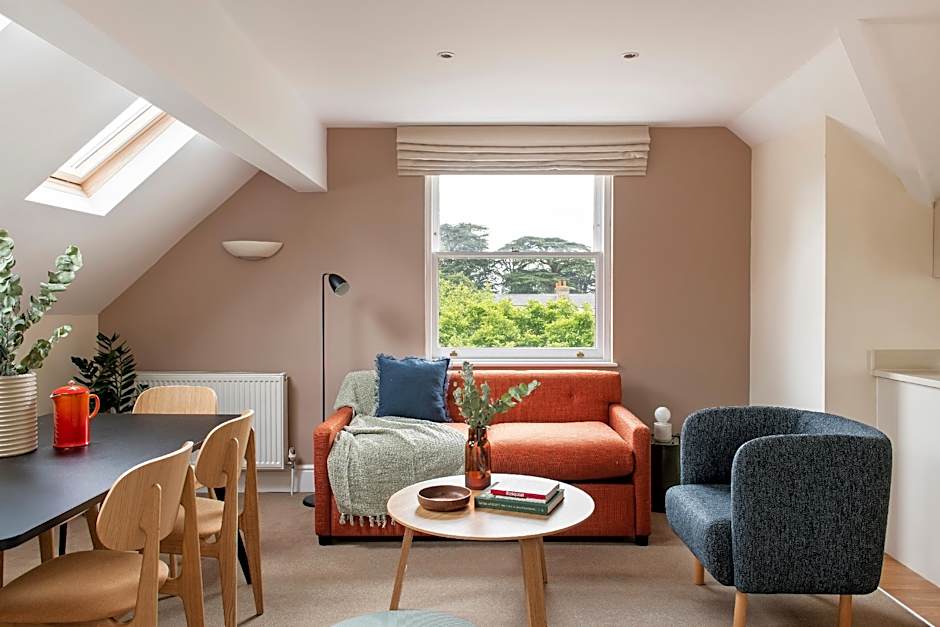 SACO Reading – Castle Crescent