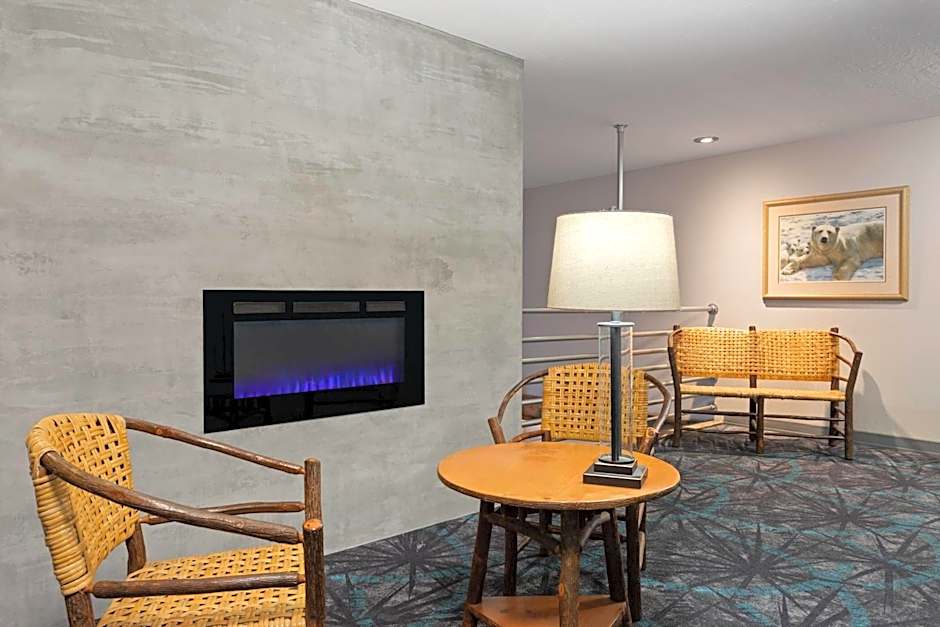 Days Inn and Suites by Wyndham Downtown Missoula-University
