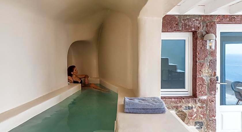 Art Maisons Oia Castle Hotel