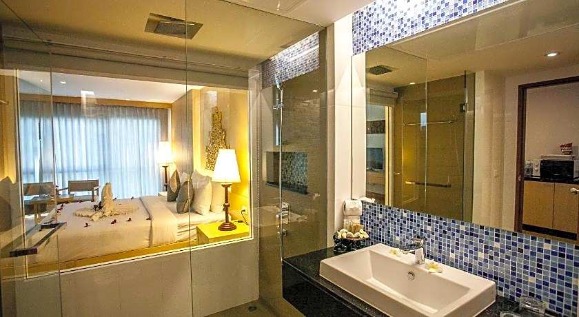 Phi Phi Harbour View Hotel (SHA Extra Plus)