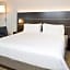 Holiday Inn Express Wixom By IHG