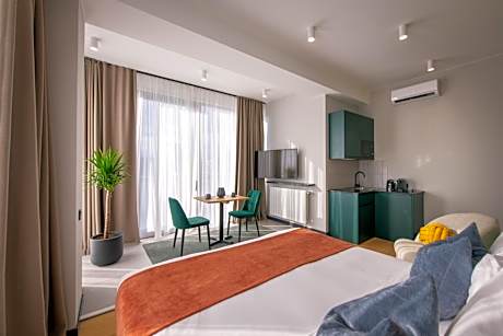 Penthouse Studio Suite with Kitchen