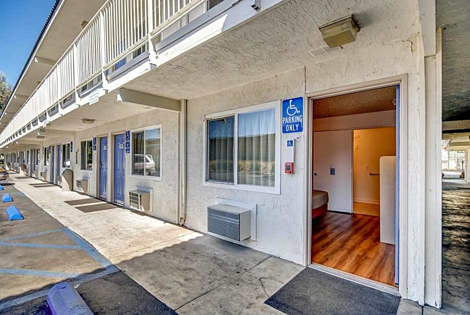 Motel 6-Stockton, CA - North