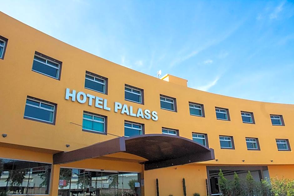 Hotel Palass