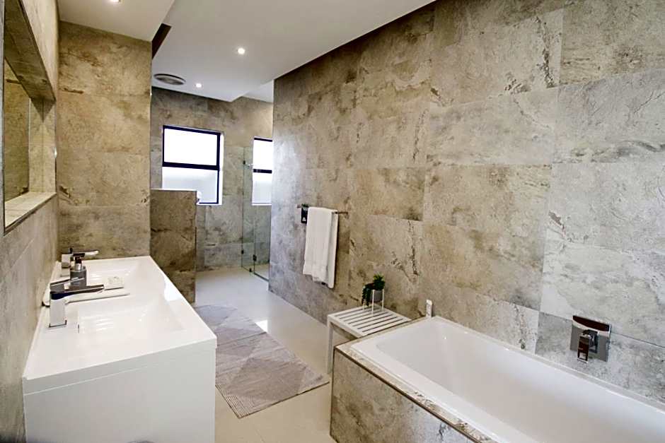 C' la Vie Luxury Accommodation