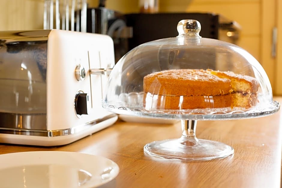 The Retreat Log Cabin