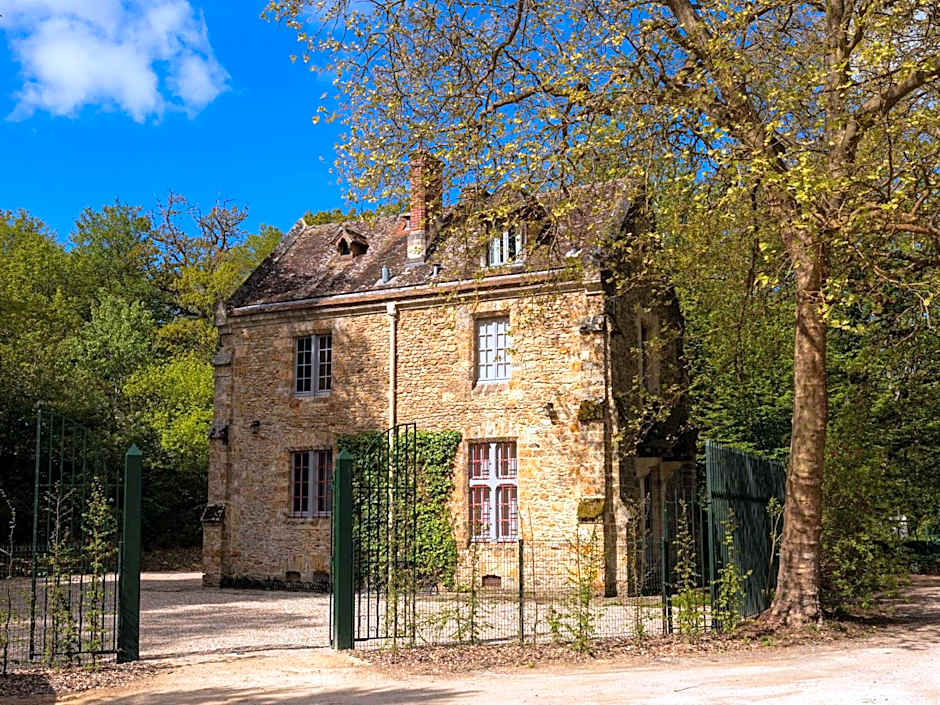 Abbaye Des Vaux De Cernay