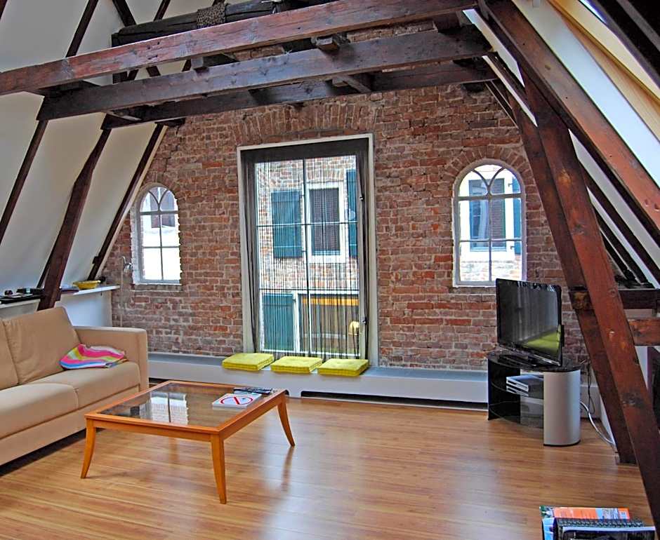 Hotel de Vischpoorte, centrum Deventer en aan de IJssel