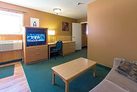 Queen Room with Sofa Bed and Kitchenette