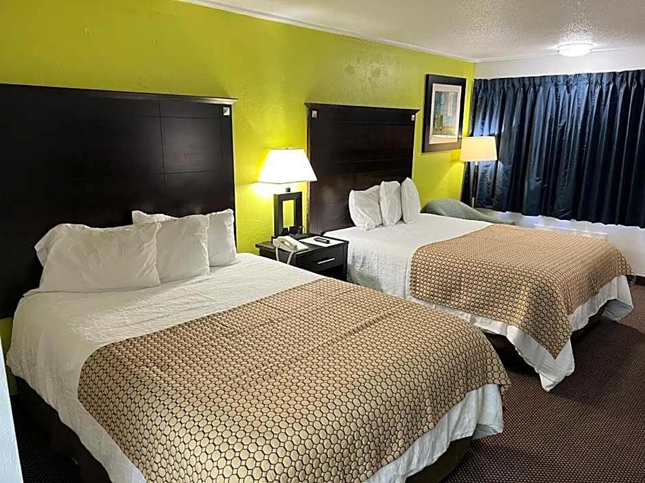 Driftwood Inn - Lake City