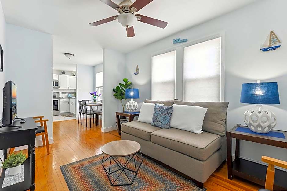 Daytona Inn and Suites