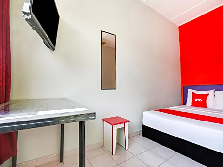 Double Room with Shared Bathroom