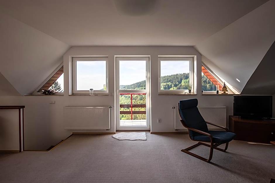 Apartmány nad Šlikovkou