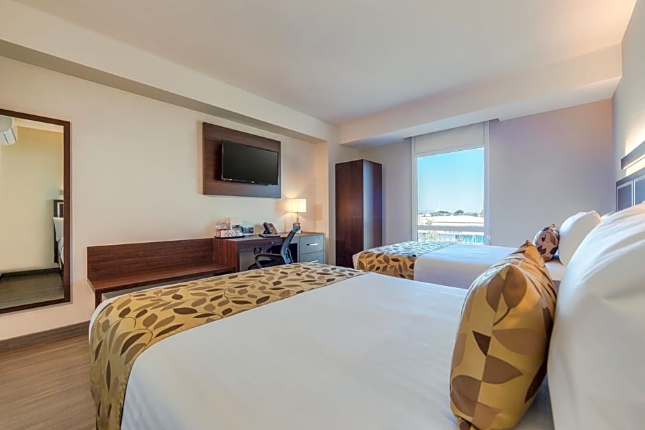 Sleep Inn Guadalajara Galerias
