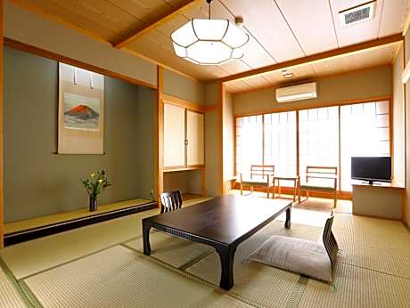 Quadruple Room with Bathroom