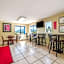Econo Lodge - Waynesville