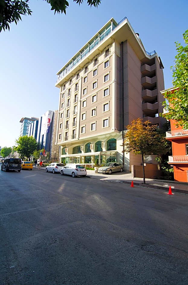 Midas Hotel