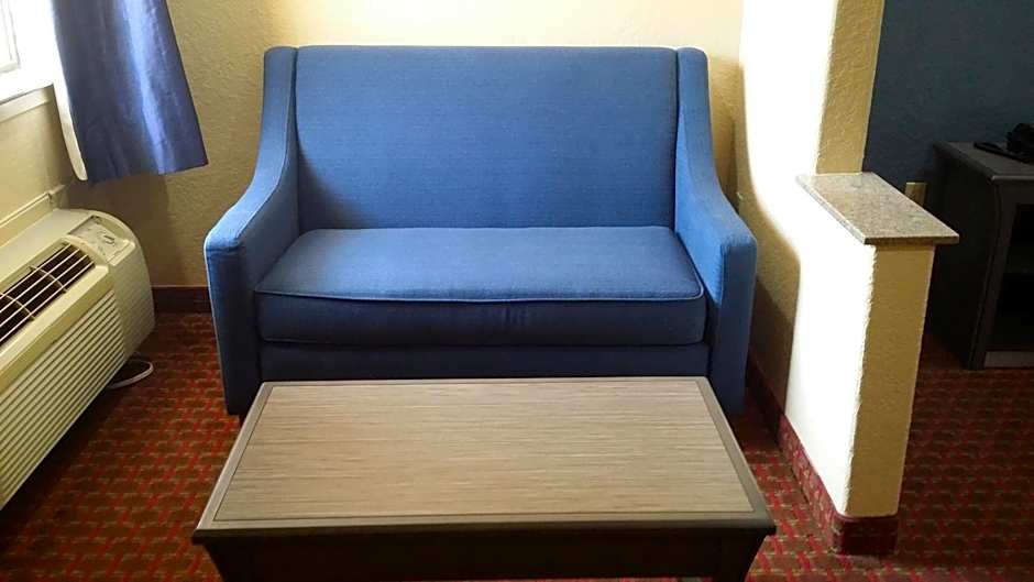 Americas Best Value Inn & Suites Houston NE